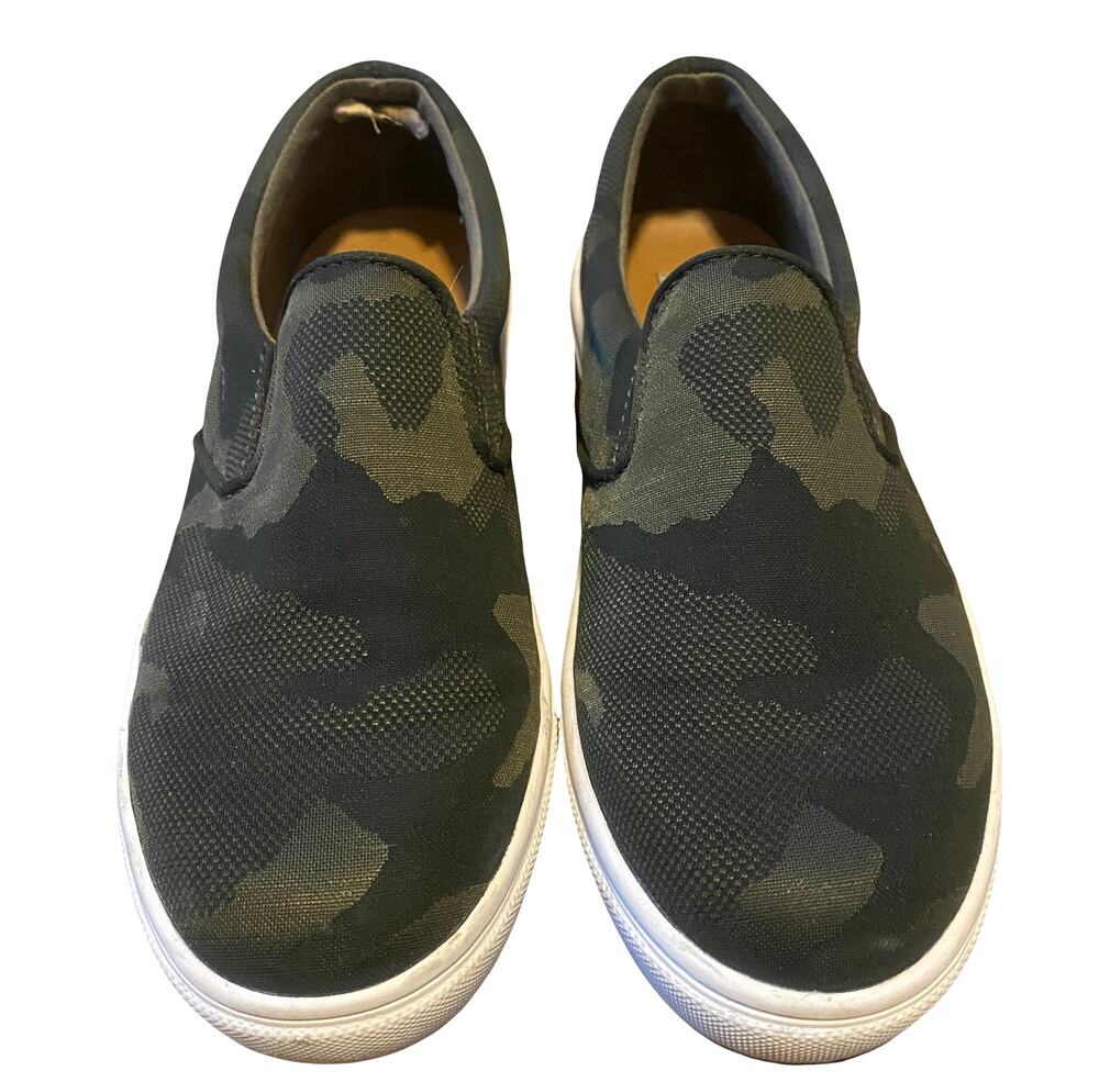 Steve Madden Ecentric Camoflage Olive Green Camo Slip On Size 8.5